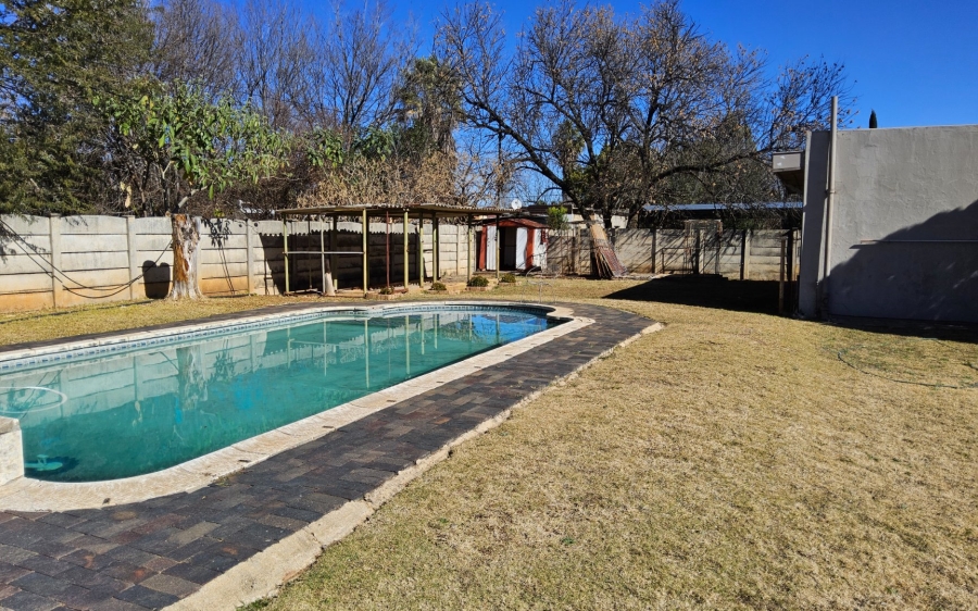 3 Bedroom Property for Sale in La Hoff North West
